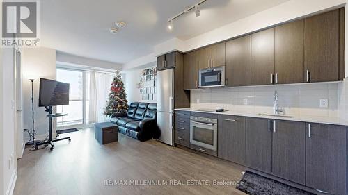 2012 - 2550 Simcoe Street, Oshawa, ON - Indoor Photo Showing Kitchen