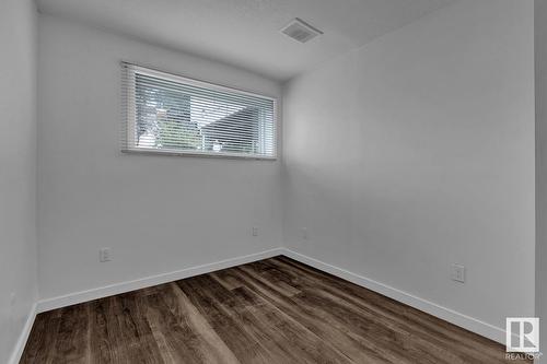 13504 66 St Nw, Edmonton, AB - Indoor Photo Showing Other Room