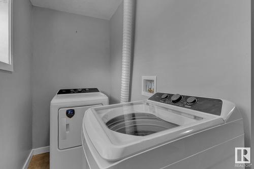 13504 66 St Nw, Edmonton, AB - Indoor Photo Showing Laundry Room