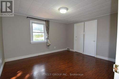 Upper - 35 Cumberland  Dr. Drive, Brampton, ON - Indoor Photo Showing Other Room