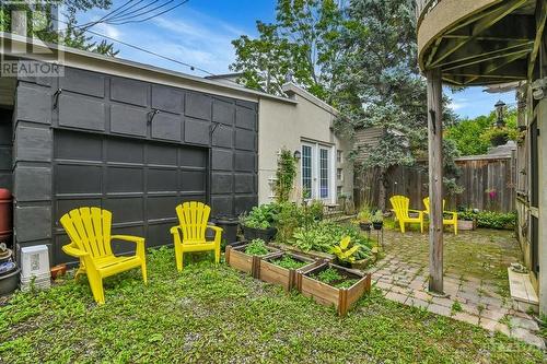 Garage/Studio - 55 Ivy Crescent, Ottawa, ON - Outdoor