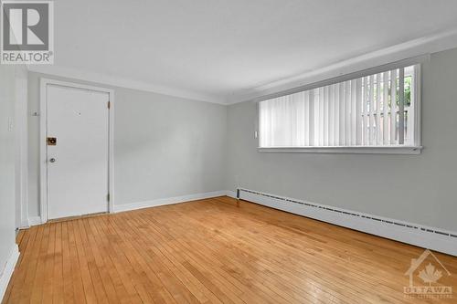 Unit 1 - Living Room - 55 Ivy Crescent, Ottawa, ON - Indoor Photo Showing Other Room