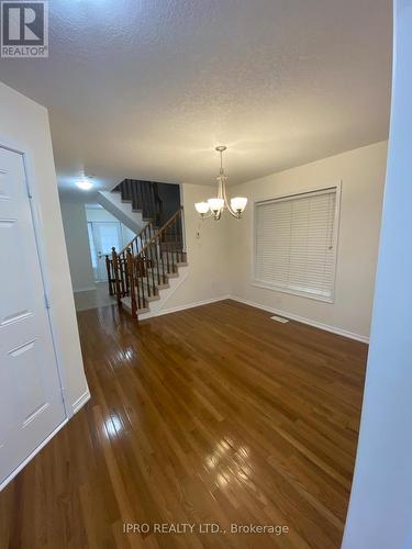 44 Yeaman Drive, Cambridge, ON - Indoor Photo Showing Other Room