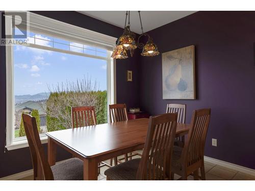 659 Arbor View Drive, Kelowna, BC - Indoor Photo Showing Dining Room