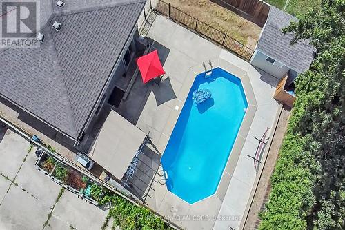 51 Barrett Crescent, London, ON - Outdoor With In Ground Pool