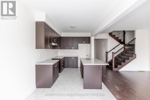 167 Heritage Road, Bradford West Gwillimbury, ON - Indoor Photo Showing Kitchen