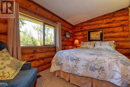 1328 Gun-A-Noot Trail, Williams Lake, BC - Indoor Photo Showing Bedroom