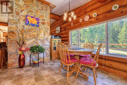 1328 Gun-A-Noot Trail, Williams Lake, BC - Indoor Photo Showing Dining Room