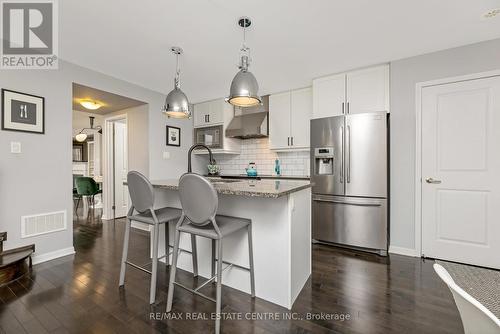 42 - 6020 Derry Road, Milton, ON - Indoor Photo Showing Kitchen With Upgraded Kitchen