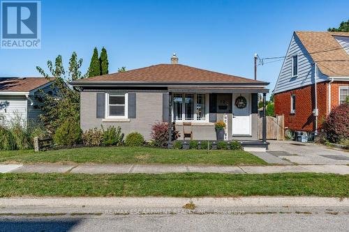 12 Wade Avenue, Brantford, ON - Outdoor