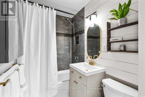 12 Wade Avenue, Brantford, ON - Indoor Photo Showing Bathroom