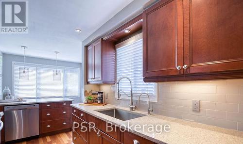 10A - 270 Morrison Road, Kitchener, ON - Indoor Photo Showing Kitchen