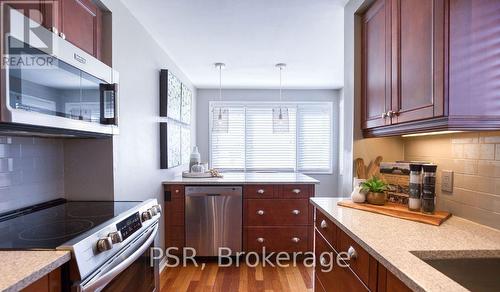 10A - 270 Morrison Road, Kitchener, ON - Indoor Photo Showing Kitchen