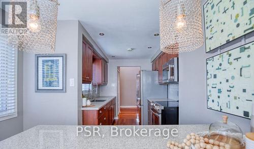 10A - 270 Morrison Road, Kitchener, ON - Indoor Photo Showing Kitchen