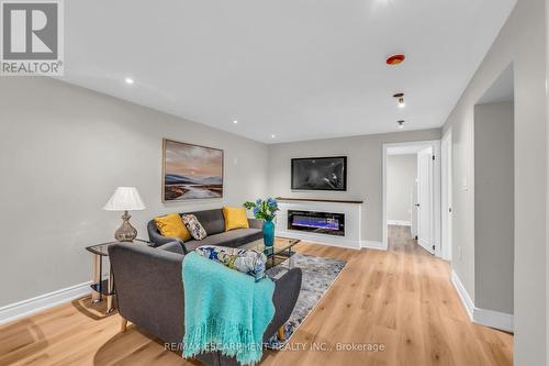 165 Bellingham Drive, Hamilton, ON - Indoor Photo Showing Living Room With Fireplace