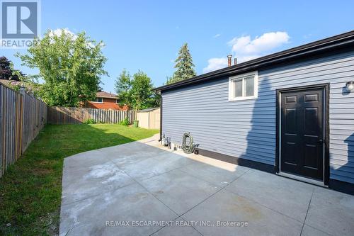 165 Bellingham Drive, Hamilton, ON - Outdoor