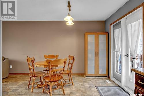 7312 1St Avenue N, Regina, SK - Indoor Photo Showing Dining Room