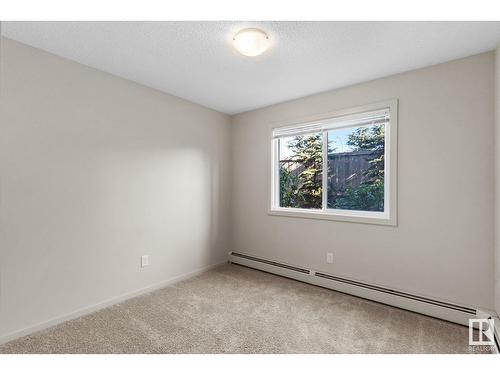 #106 7711 71 St Nw, Edmonton, AB - Indoor Photo Showing Other Room