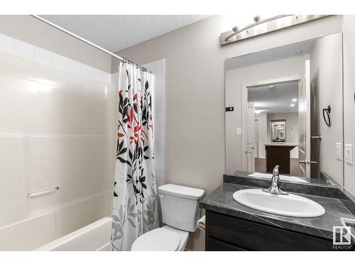 #106 7711 71 St Nw, Edmonton, AB - Indoor Photo Showing Bathroom