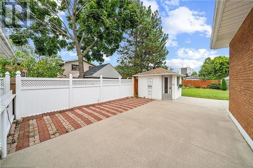 16 Lawrence Avenue, Stoney Creek, ON - Outdoor With Exterior