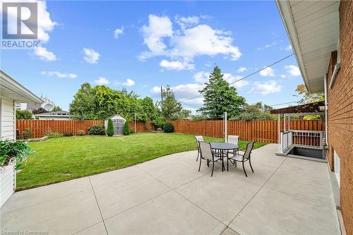 16 Lawrence Avenue, Stoney Creek, ON - Outdoor