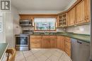 16 Lawrence Avenue, Stoney Creek, ON  - Indoor Photo Showing Kitchen With Double Sink 