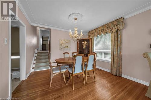 16 Lawrence Avenue, Stoney Creek, ON - Indoor Photo Showing Dining Room