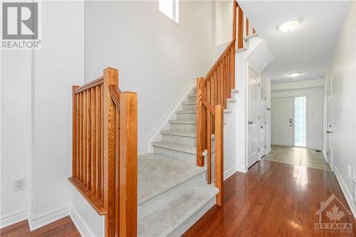 Open staircase with window - 507 Cherokee Way, Stittsville, ON - Indoor Photo Showing Other Room