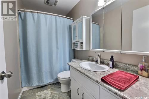 74 Weekes Crescent, Regina, SK - Indoor Photo Showing Bathroom