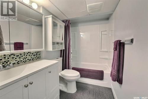 74 Weekes Crescent, Regina, SK - Indoor Photo Showing Bathroom