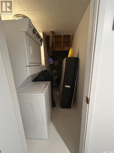 1291 111Th Street, North Battleford, SK - Indoor Photo Showing Laundry Room