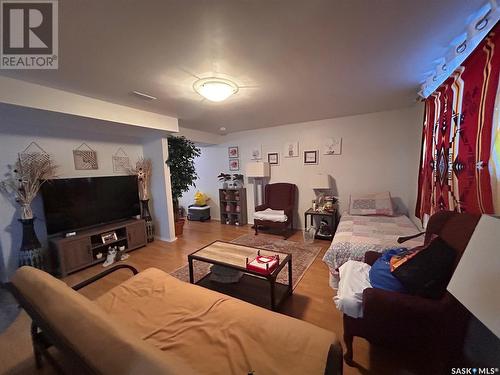 1291 111Th Street, North Battleford, SK - Indoor Photo Showing Living Room