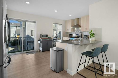 #133 2905 141 Street Sw, Edmonton, AB - Indoor Photo Showing Kitchen