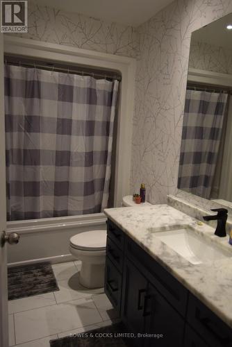 105 Milroy Drive, Peterborough (Northcrest), ON - Indoor Photo Showing Bathroom