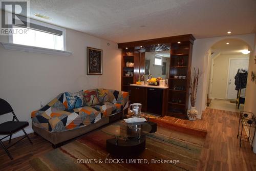 105 Milroy Drive, Peterborough (Northcrest), ON - Indoor Photo Showing Living Room