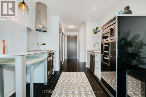 316 - 38 Dan Leckie Way, Toronto, ON - Indoor Photo Showing Kitchen