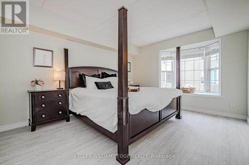 301 - 1441 Walker'S Line, Burlington, ON - Indoor Photo Showing Bedroom