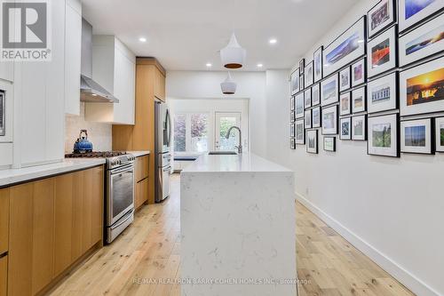 515 Concord Avenue, Toronto, ON - Indoor Photo Showing Kitchen