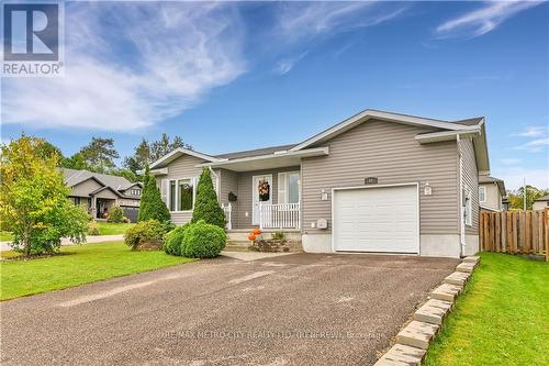 91 Haramis Drive, Renfrew, ON - Outdoor With Facade