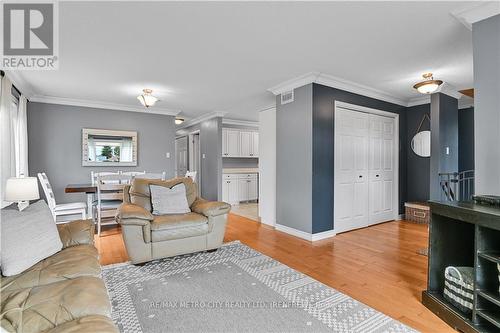 91 Haramis Drive, Renfrew, ON - Indoor Photo Showing Living Room