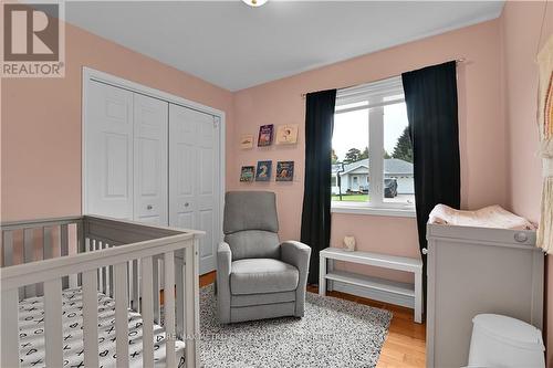 91 Haramis Drive, Renfrew, ON - Indoor Photo Showing Bedroom