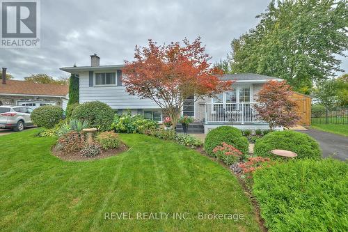 6529 Dalena Place, Niagara Falls, ON - Outdoor With Deck Patio Veranda