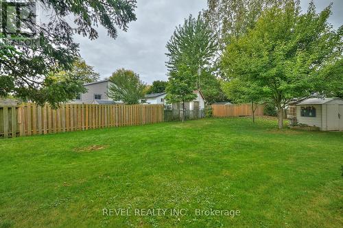 6529 Dalena Place, Niagara Falls, ON - Outdoor With Backyard