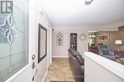 6529 Dalena Place, Niagara Falls, ON - Indoor Photo Showing Other Room