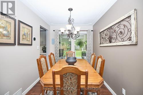 6529 Dalena Place, Niagara Falls, ON - Indoor Photo Showing Dining Room