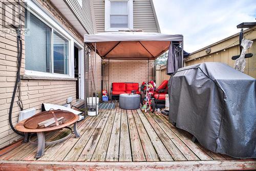 102 Neil Avenue, Hamilton, ON - Outdoor With Deck Patio Veranda With Exterior