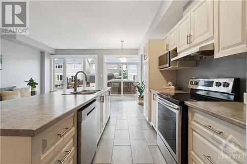 109 Desmond Trudeau Drive, Arnprior, ON - Indoor Photo Showing Kitchen With Stainless Steel Kitchen With Double Sink With Upgraded Kitchen