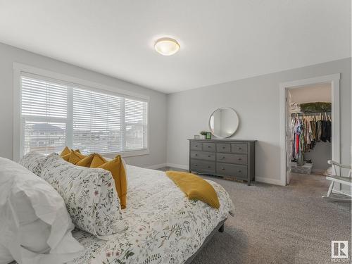 6507 167B Av Nw, Edmonton, AB - Indoor Photo Showing Bedroom