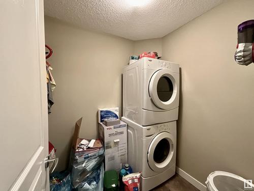 #210 2207 44 Av Nw, Edmonton, AB - Indoor Photo Showing Laundry Room