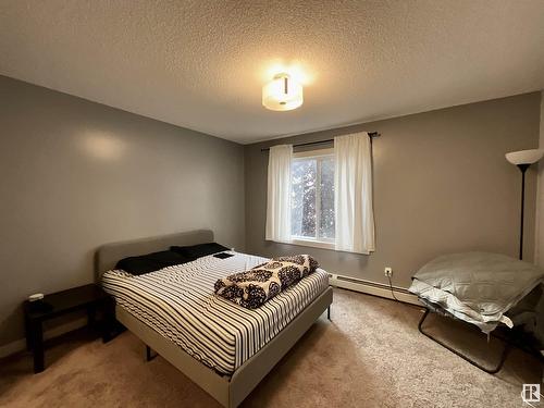 #210 2207 44 Av Nw, Edmonton, AB - Indoor Photo Showing Bedroom